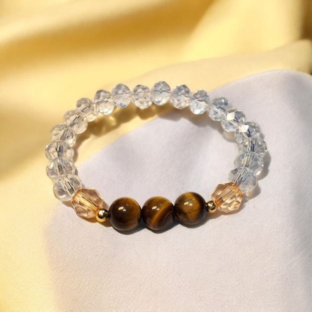 أسوارة كريستال شفاف مع حبات حجر عين النمر