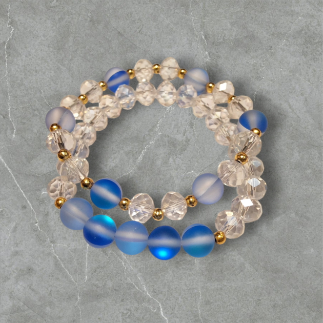 طقم أسوارتين حجر مضيء بتدرّجات زرقاء وشفافة