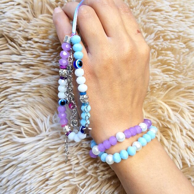 طقم أساور خرز مزدوج مع تعليقة موبايل ملونة