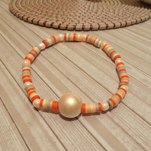 أسوارة خرز فِيمو برتقالي ملون مع لؤلؤة مركزية