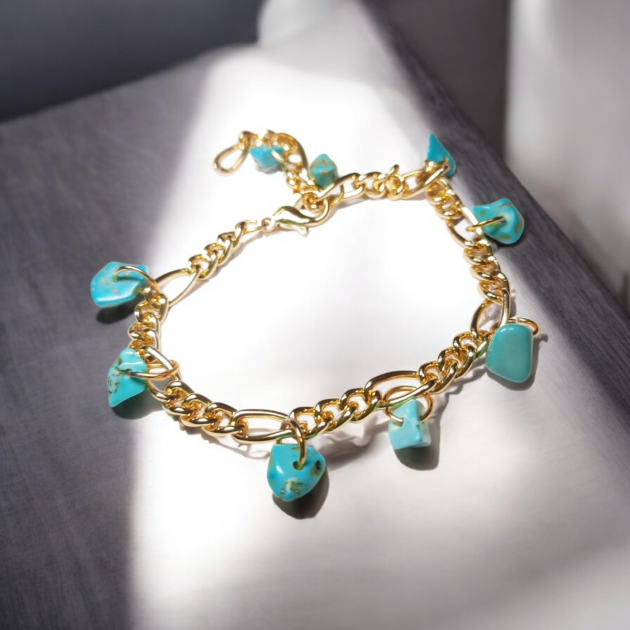 أسوارة سنسال مذهبة ناعمة مزينة بحجر الفيروز الأنيق