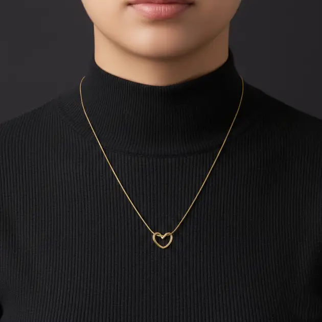 عقد قلب مينيمال أنيق